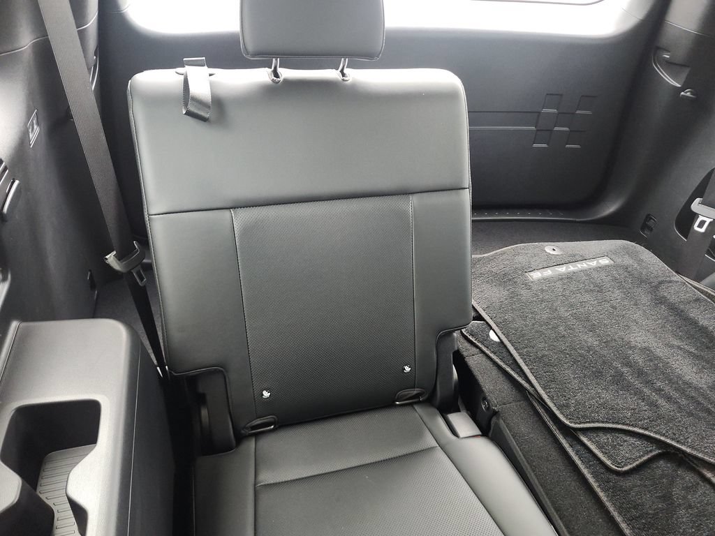 Used 2024 Hyundai Santa Fe SEL FWD image 38