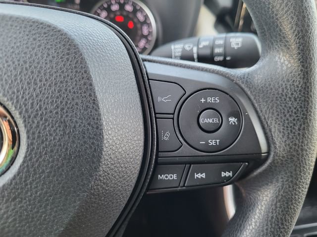 Used 2022 Toyota RAV4 XLE w/ Convenience Package AWD/4WD image 20