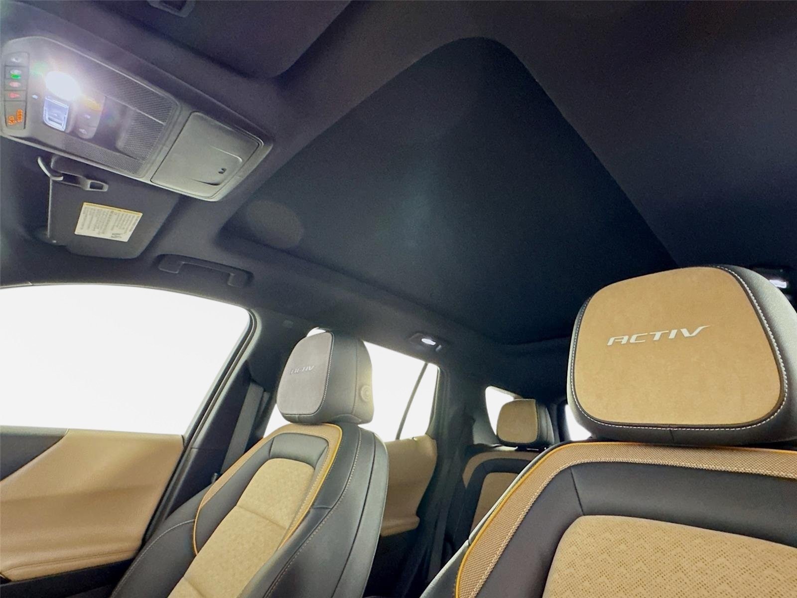 Certified 2025 Chevrolet Equinox ACTIV w/ Safety and Technology Package AWD/4WD image 14