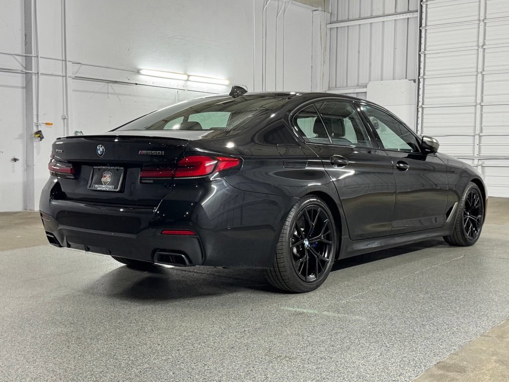 Used 2023 BMW M550i xDrive AWD/4WD image 11