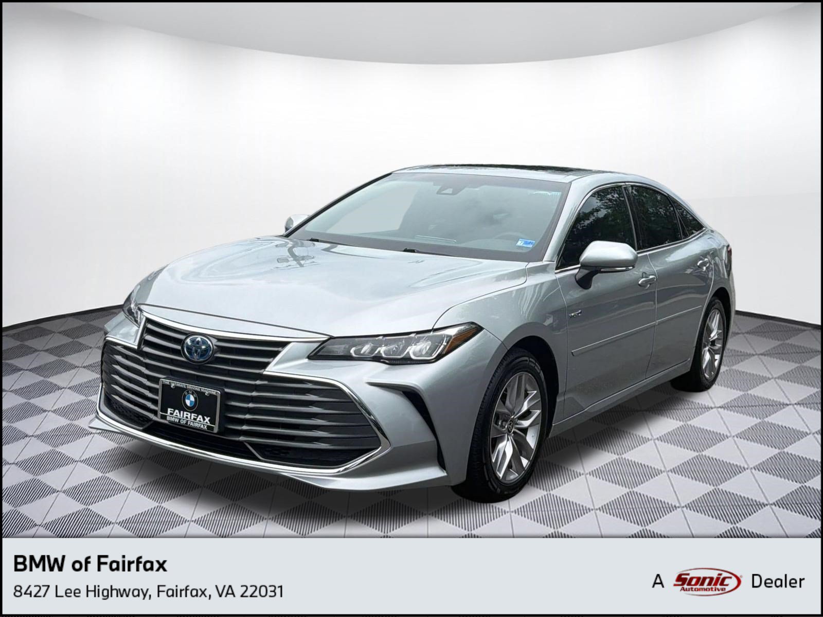 Used 2021 Toyota Avalon XLE w/ Moonroof Package