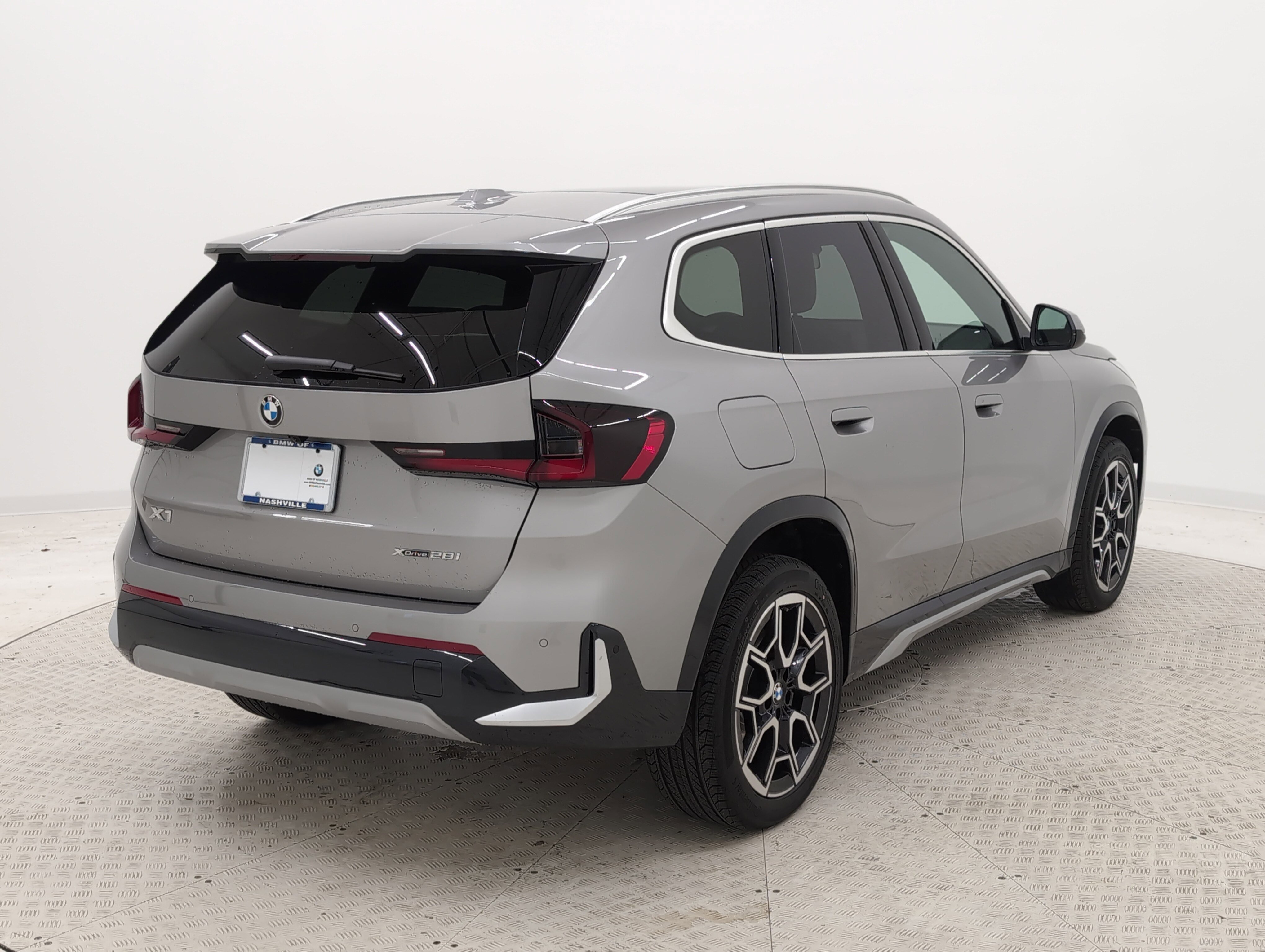 New 2025 BMW X1 xDrive28i w/ Convenience Package image 8