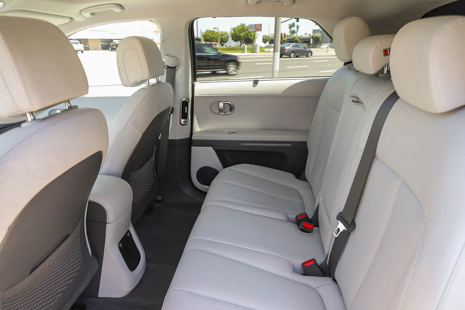 Used 2024 Hyundai Ioniq 5 Limited RWD image 18