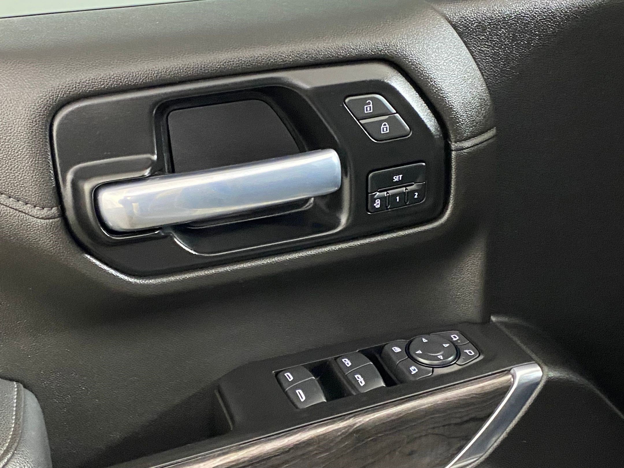 Used 2021 Chevrolet Silverado 1500 LTZ w/ LTZ Premium Package image 11