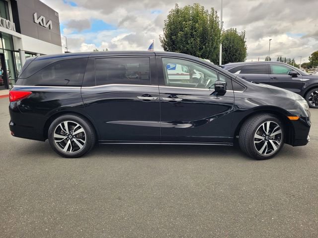 Used 2018 Honda Odyssey Elite image 3