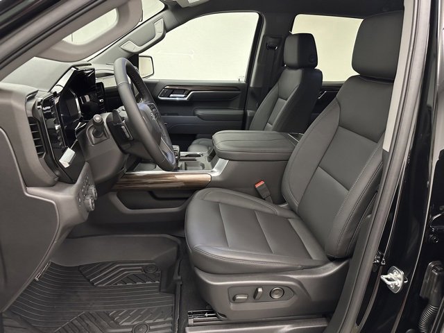 New 2026 Chevrolet Silverado 1500 LT Trail Boss w/ Safety Package image 17