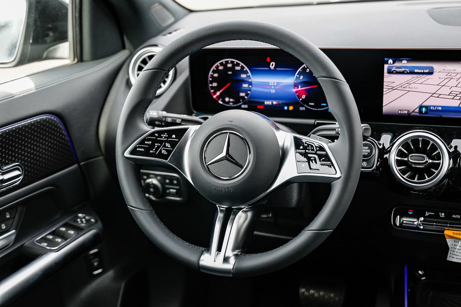 New 2025 Mercedes-Benz GLA 250 image 13