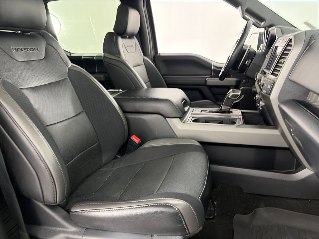 Used 2020 Ford F150 Raptor w/ Equipment Group 802A Luxury image 32