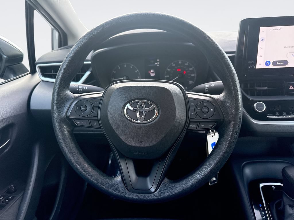 Used 2024 Toyota Corolla LE FWD image 11