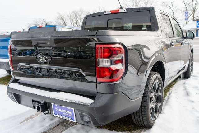 New 2025 Ford Maverick Lariat w/ Black Appearance Package image 4