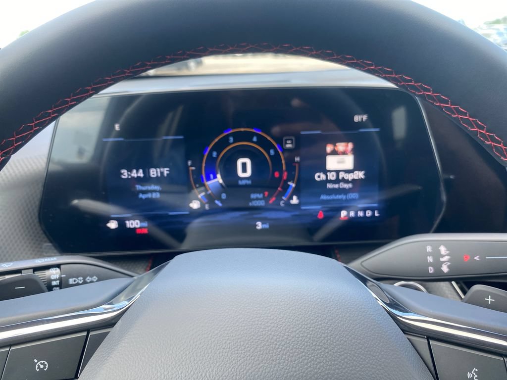 New 2026 Chevrolet Equinox RS w/ Convenience Package III FWD image 17
