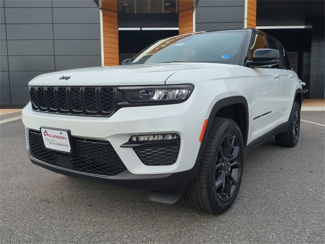 New 2025 Jeep Grand Cherokee Limited image 8