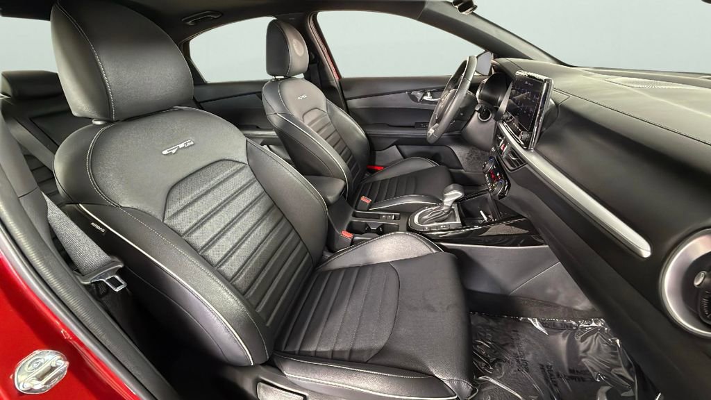Used 2024 Kia Forte GT-Line w/ GT-Line Premium Package image 35