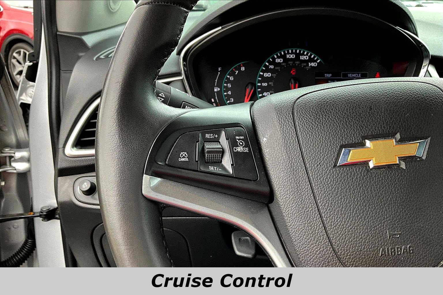 Used 2021 Chevrolet Trax LT w/ Driver Confidence Package AWD/4WD image 11