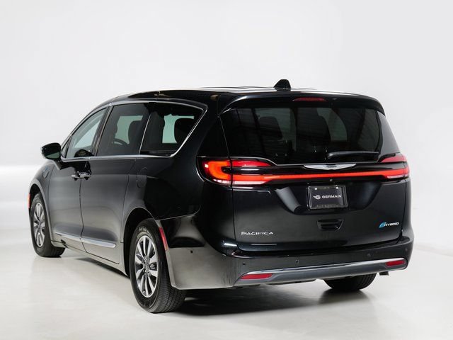 Used 2023 Chrysler Pacifica Limited FWD image 6