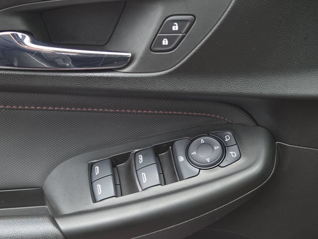 Used 2022 Chevrolet TrailBlazer RS w/ Sun and Liftgate Package AWD/4WD image 28