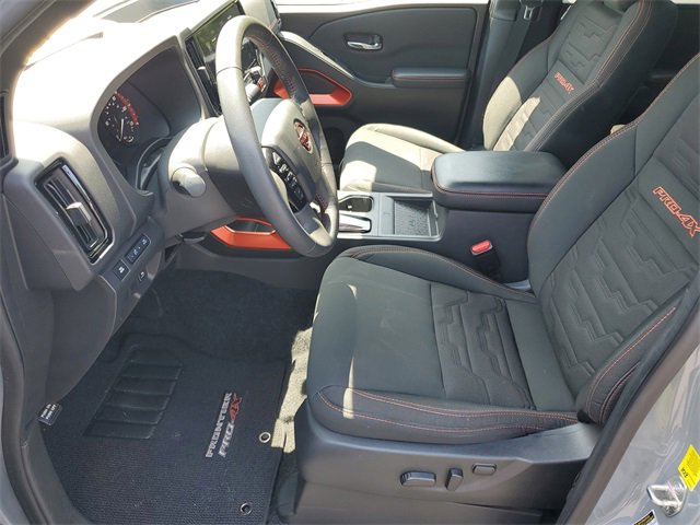 Used 2025 Nissan Frontier PRO-4X w/ Pro Convenience Package image 16