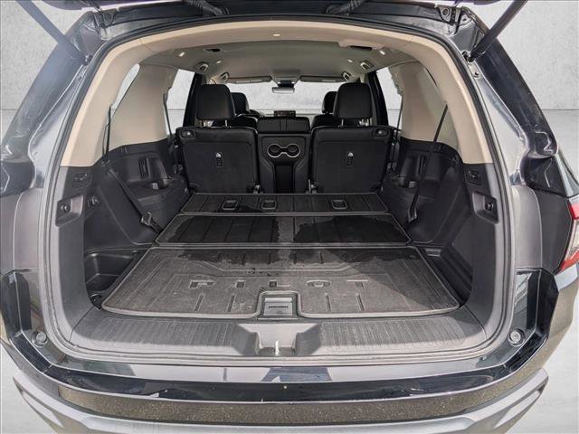 Used 2025 Honda Pilot EX-L image 6