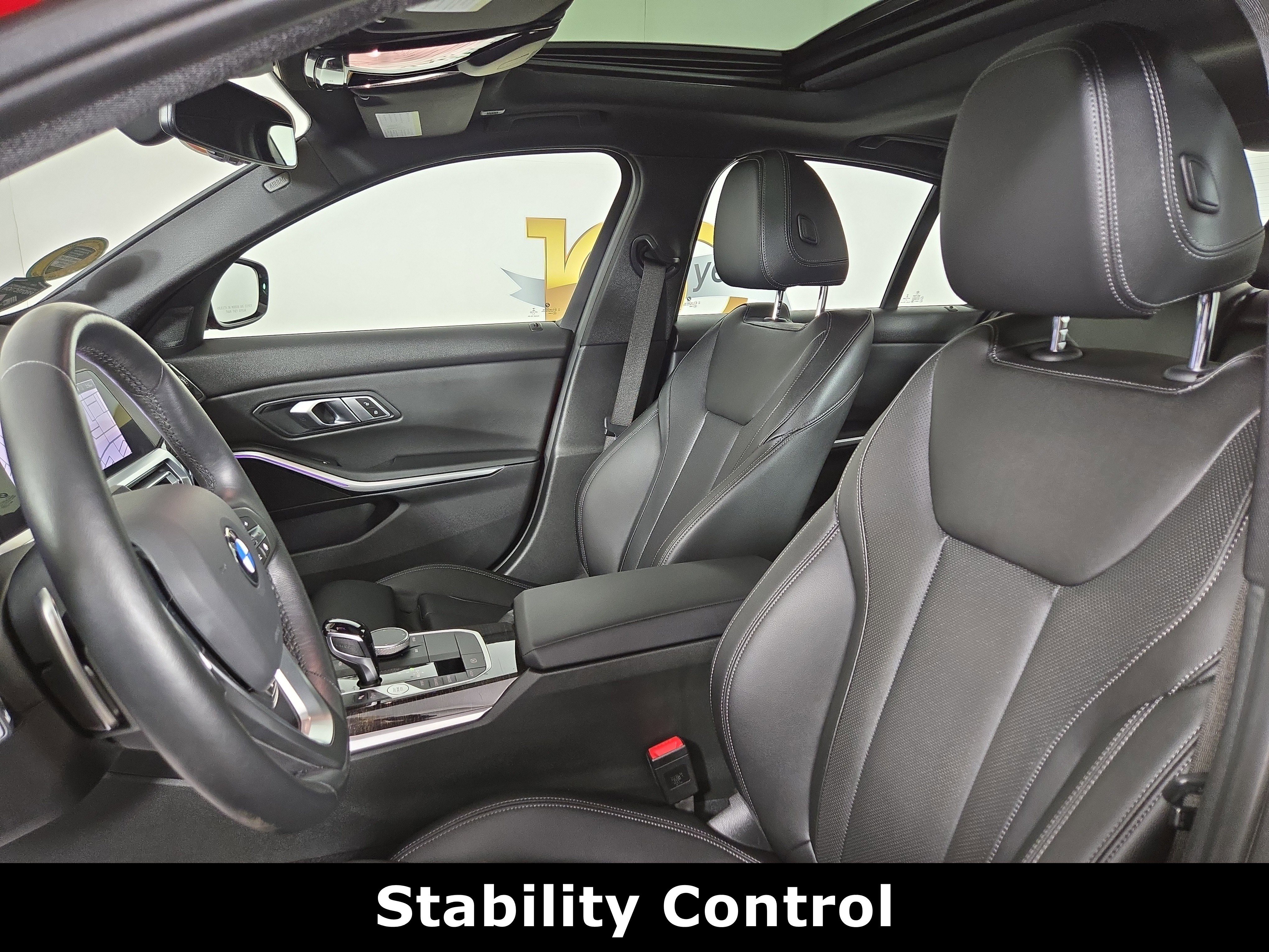 Used 2022 BMW 330i xDrive 330i xDrive w/ Convenience Package image 12