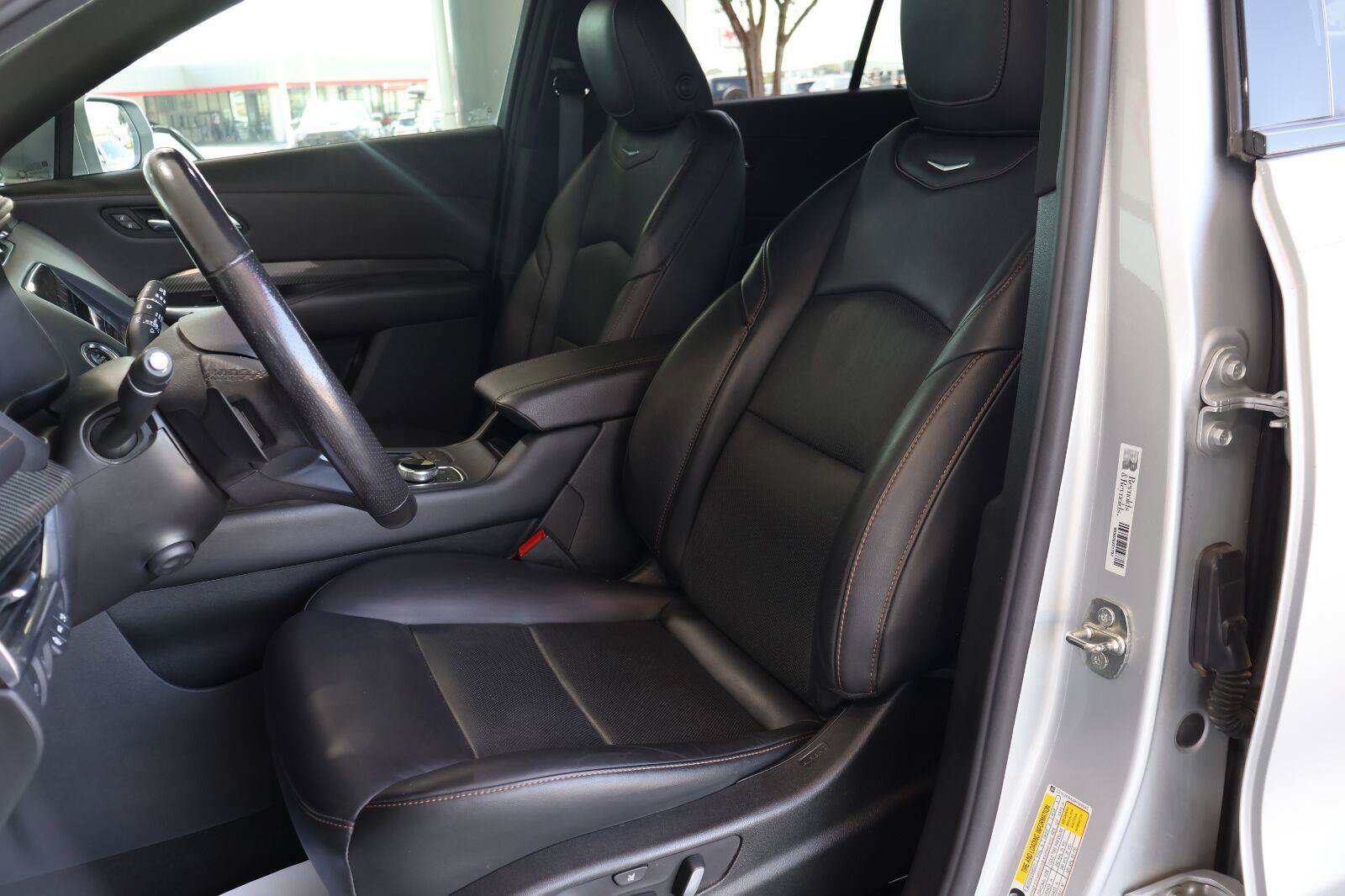 Used 2021 Cadillac XT4 Sport FWD image 12
