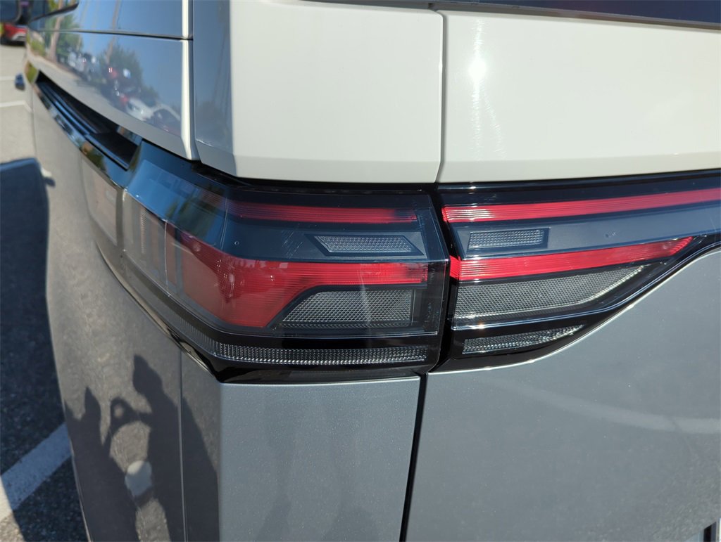 New 2025 Volkswagen ID. Buzz 1st Edition image 14