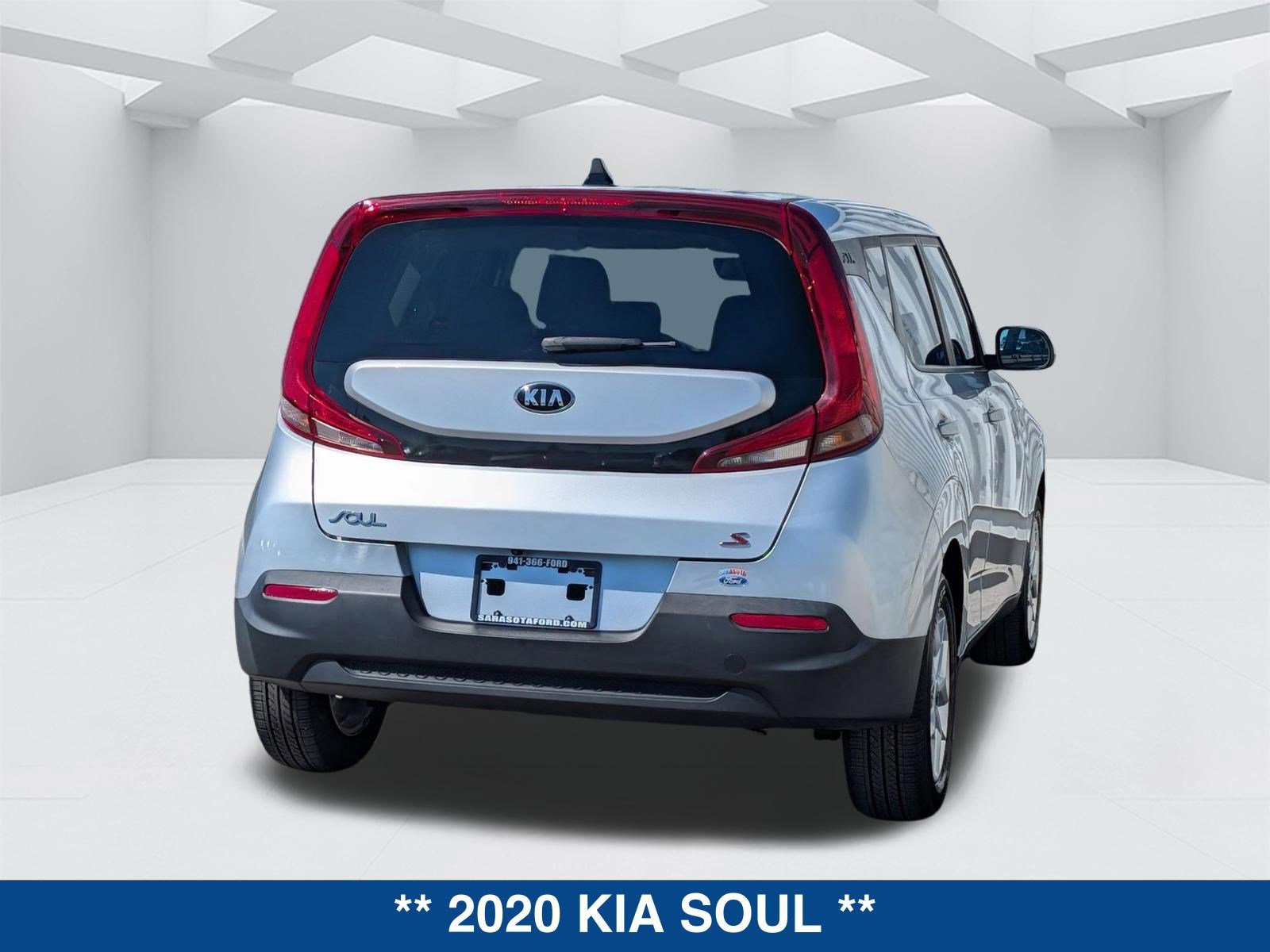 Used 2020 Kia Soul S FWD image 4