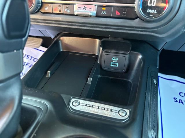 Used 2025 Ford Bronco Outer Banks image 23