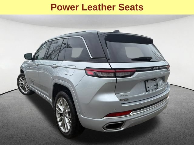 Used 2023 Jeep Grand Cherokee Summit AWD/4WD image 10