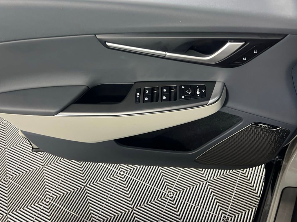 Used 2023 Kia EV6 Wind w/ Wind Technology Package image 26