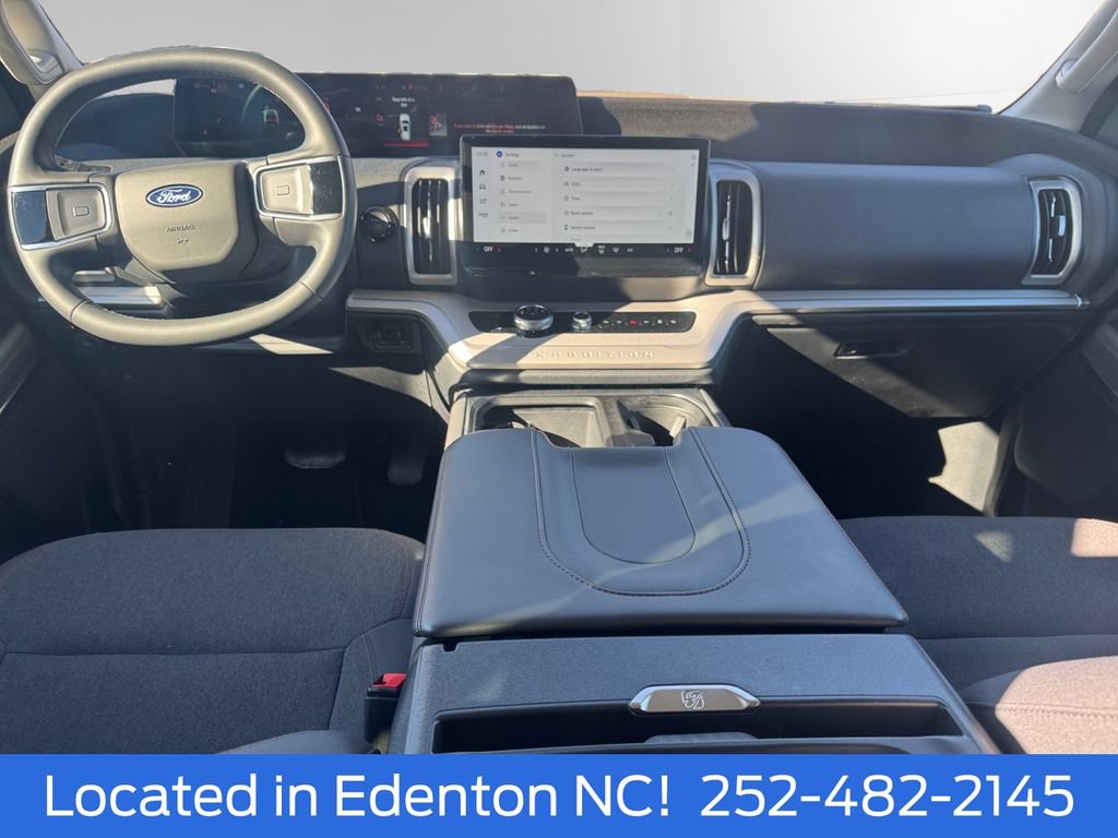 Certified 2025 Ford Expedition Max Active AWD/4WD image 11