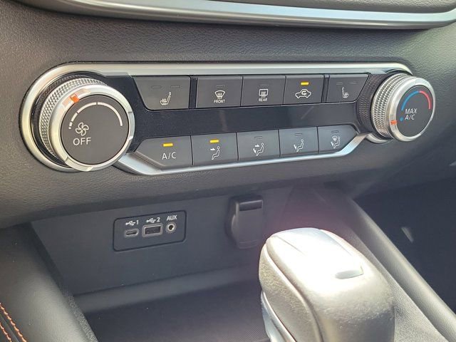 Used 2019 Nissan Altima 2.5 SR w/ SR Premium Package image 28