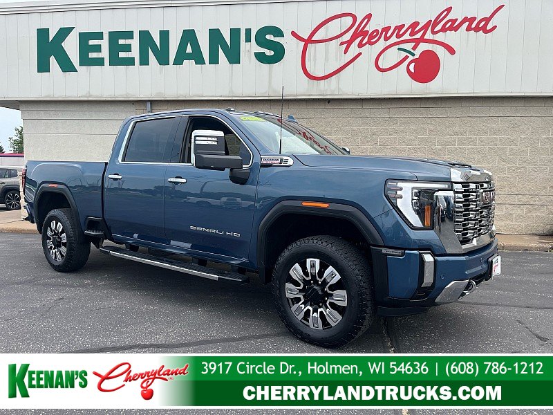 Used 2025 GMC Sierra 3500 Denali w/ Denali Reserve Package AWD/4WD image 1
