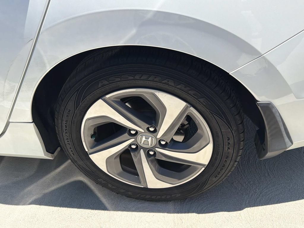 Used 2019 Honda Insight EX image 8