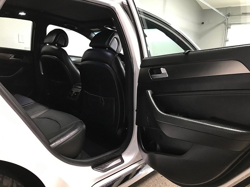 Used 2015 Hyundai Sonata Limited 2.0T FWD image 18