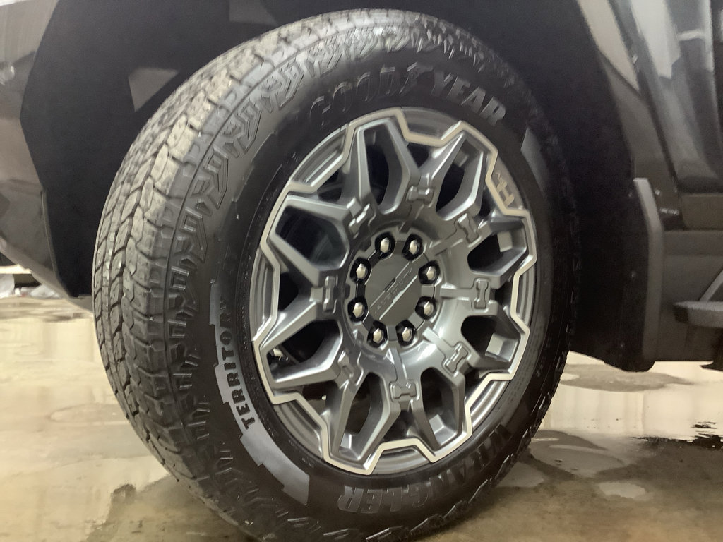 New 2026 GMC Hummer EV SUV image 29