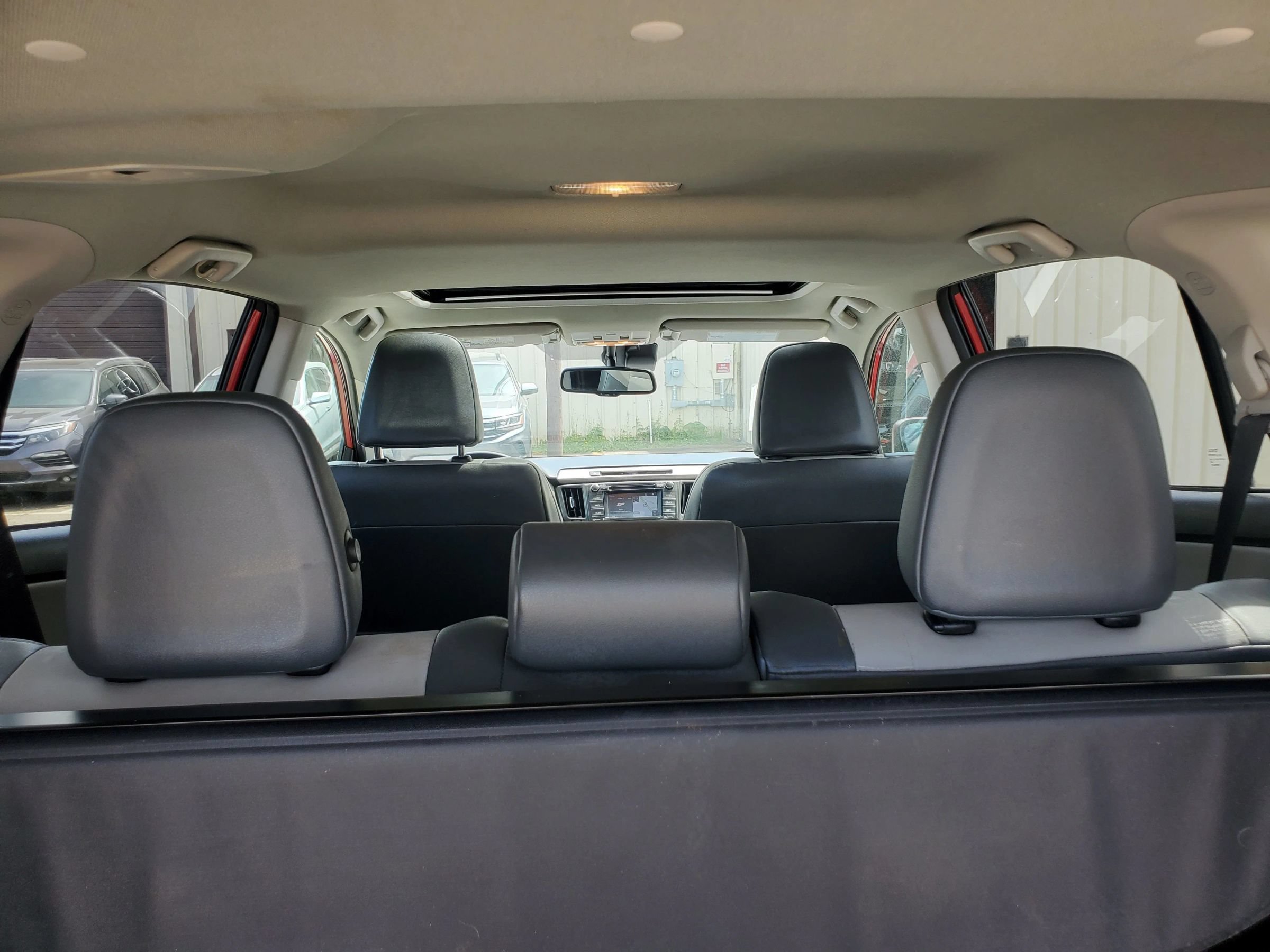 Used 2015 Toyota RAV4 Limited w/ Technology Package FWD image 56