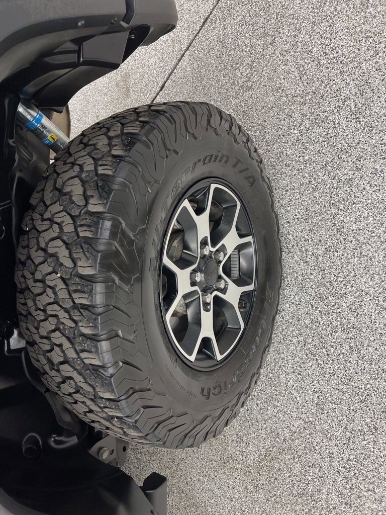 Used 2022 Jeep Wrangler Unlimited Rubicon w/ Steel Bumper Group AWD/4WD image 8