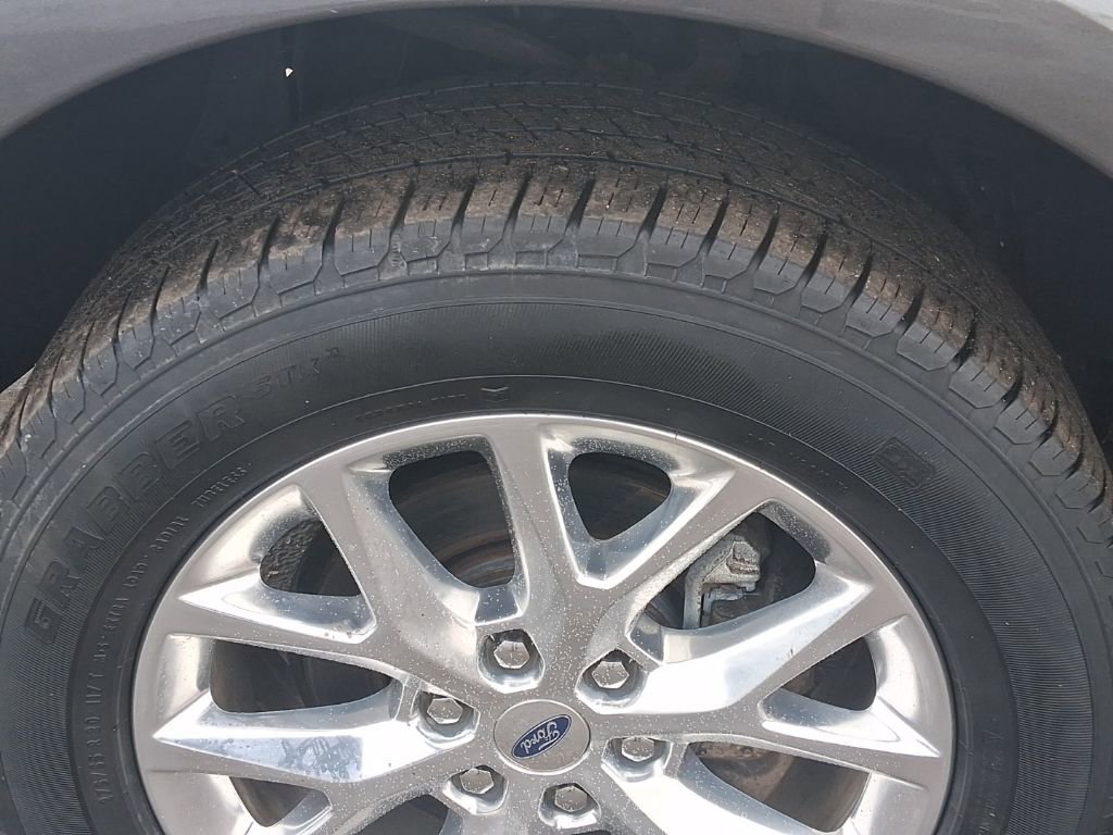 Used 2016 Ford Expedition Max Limited image 12