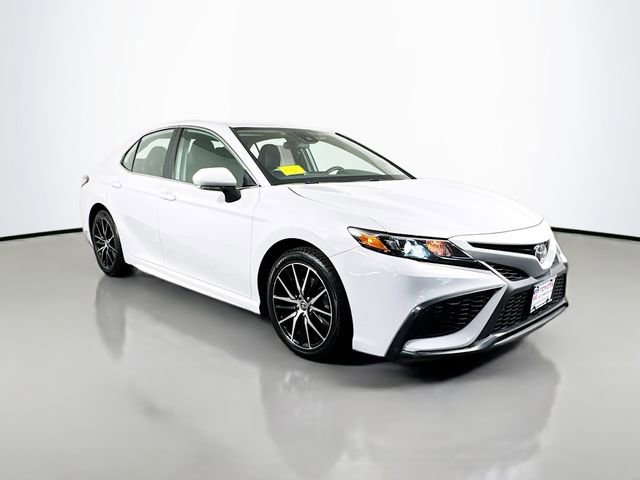 Certified 2024 Toyota Camry SE image 10