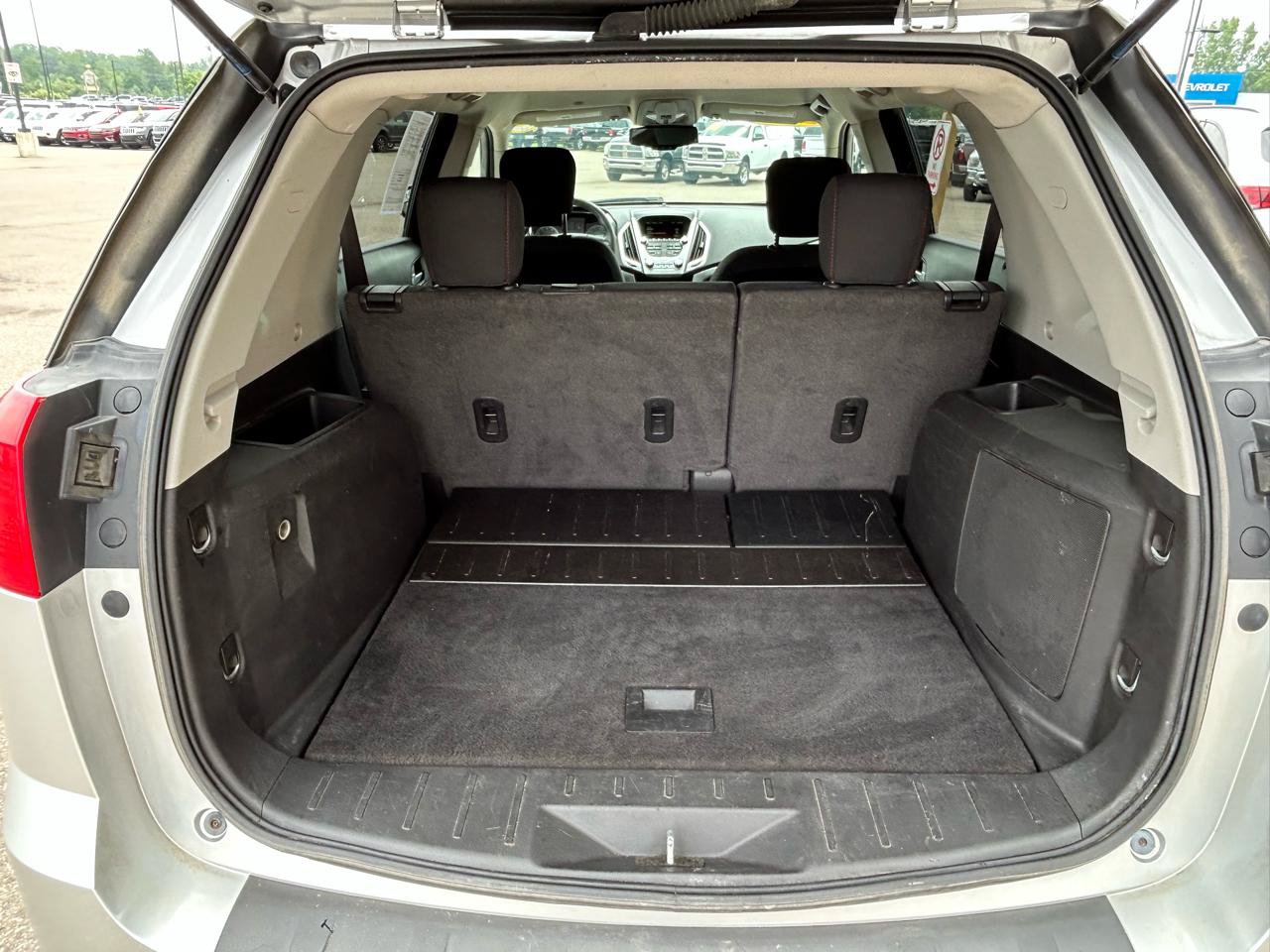 Used 2013 GMC Terrain SLE FWD image 17