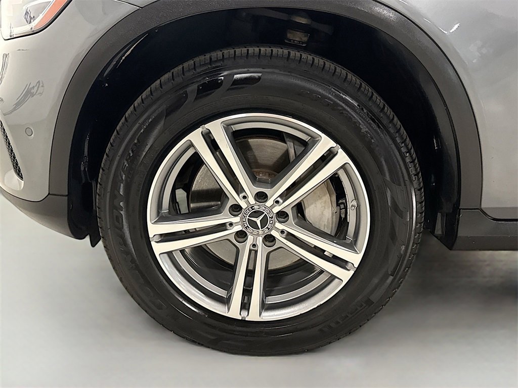 Used 2021 Mercedes-Benz GLC 300 4MATIC image 31