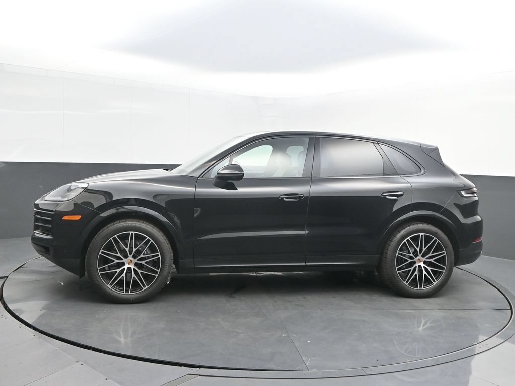 Certified 2026 Porsche Cayenne AWD/4WD image 2