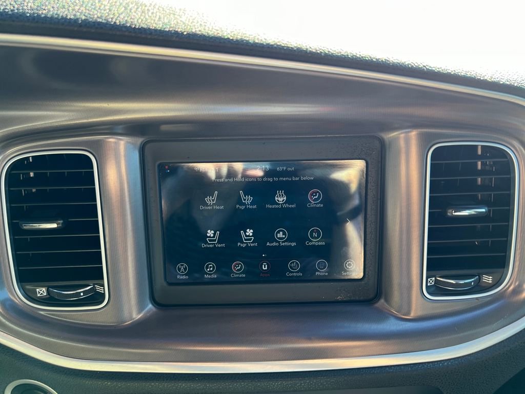 Used 2020 Dodge Charger SXT w/ Leather Interior Group RWD image 16