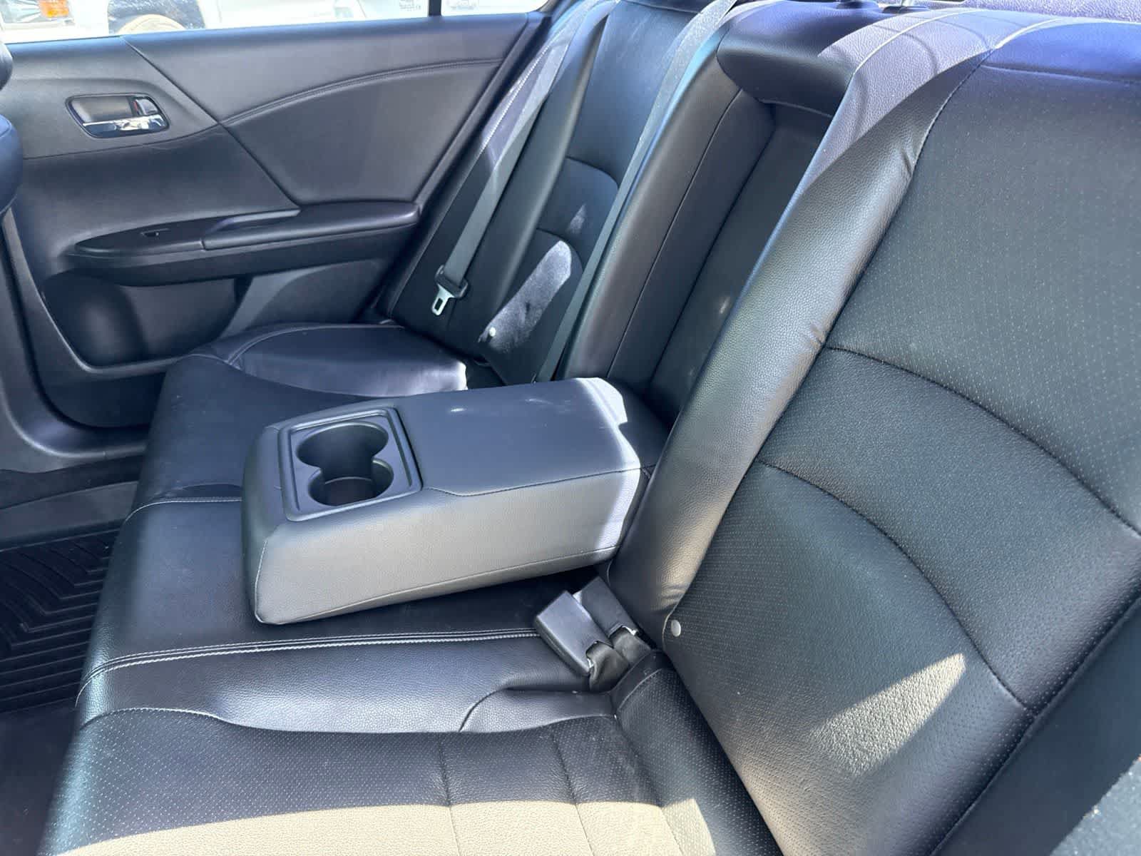Used 2015 Honda Accord EX-L image 17