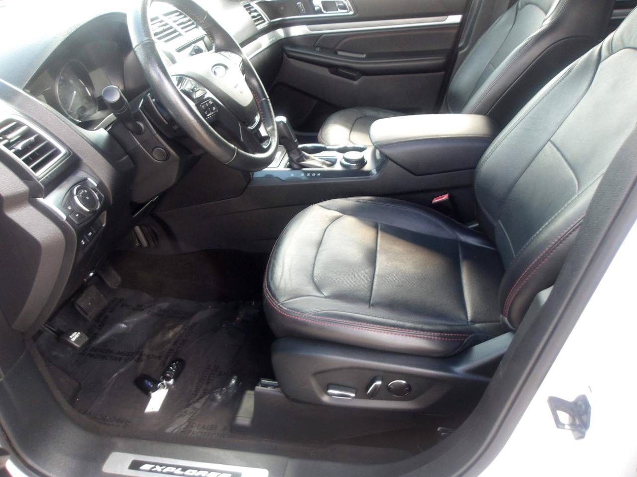 Used 2018 Ford Explorer Sport w/ Equipment Group 401A AWD/4WD image 19
