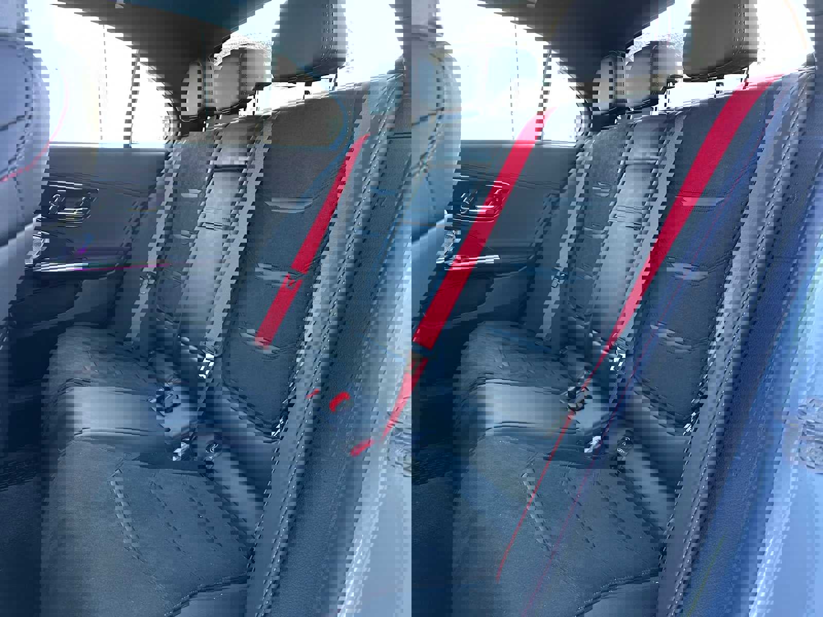 Used 2024 Mercedes-Benz C 43 AMG 4MATIC Sedan image 16