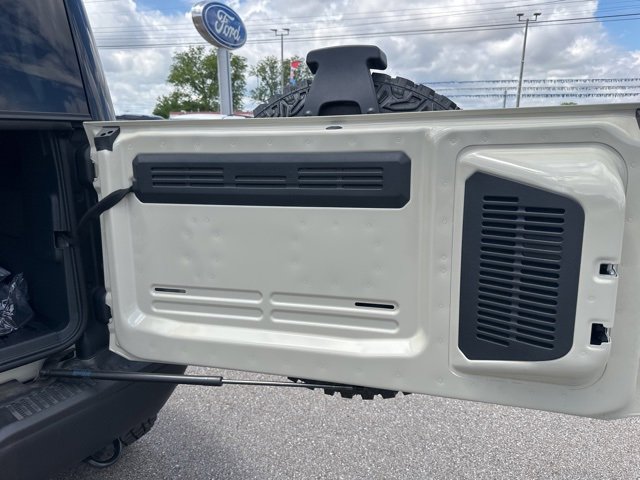 New 2025 Ford Bronco Badlands image 28