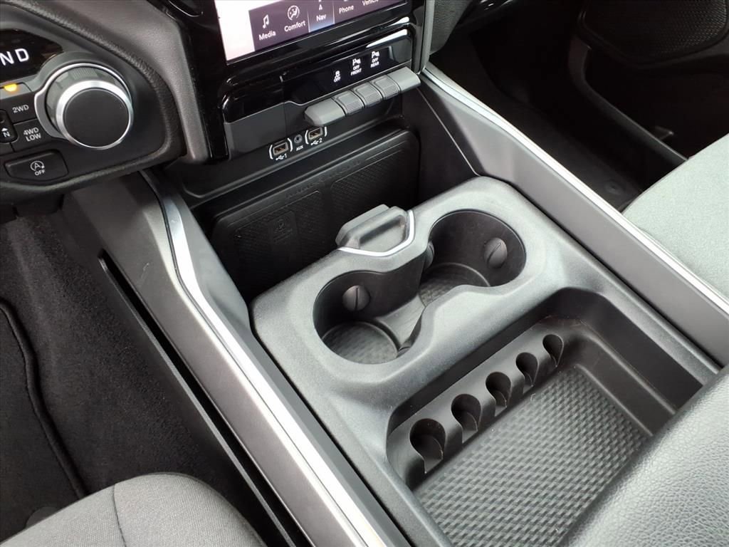 Used 2025 RAM 1500 Big Horn image 24