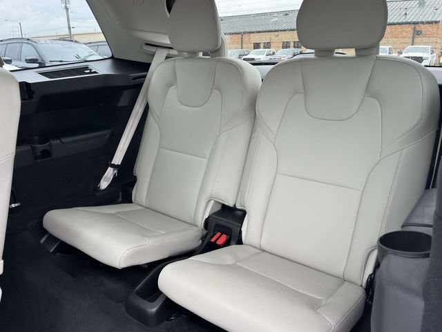 Used 2020 Volvo XC90 T6 Momentum w/ Protection Package Premier AWD/4WD image 17