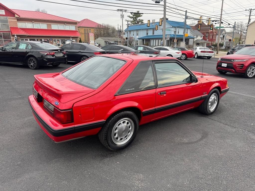 Used 1990 Ford Mustang LX RWD image 6